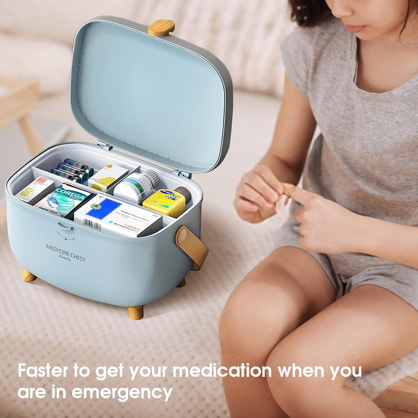 Clear Medicine Storage Box with Leather Handle(Pill box + pill cutter),Large Capacity Plastic Pills Box, Storage Organizer, Household Portable Sundries Storage Box, Home Organizer,Bathroom Organization,Balcony Organizer